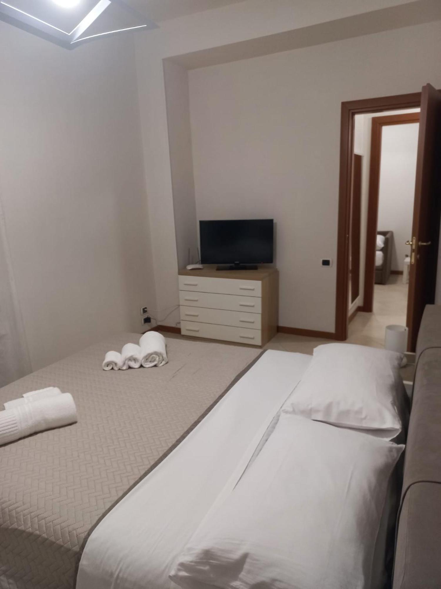 Appartamenti Le Gemme Neapel Exterior foto