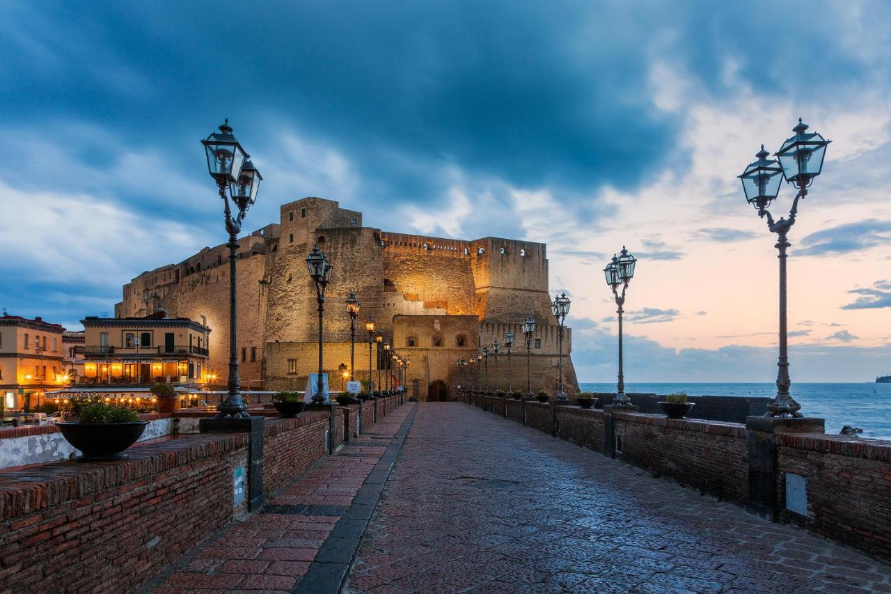 Appartamenti Le Gemme Neapel Exterior foto