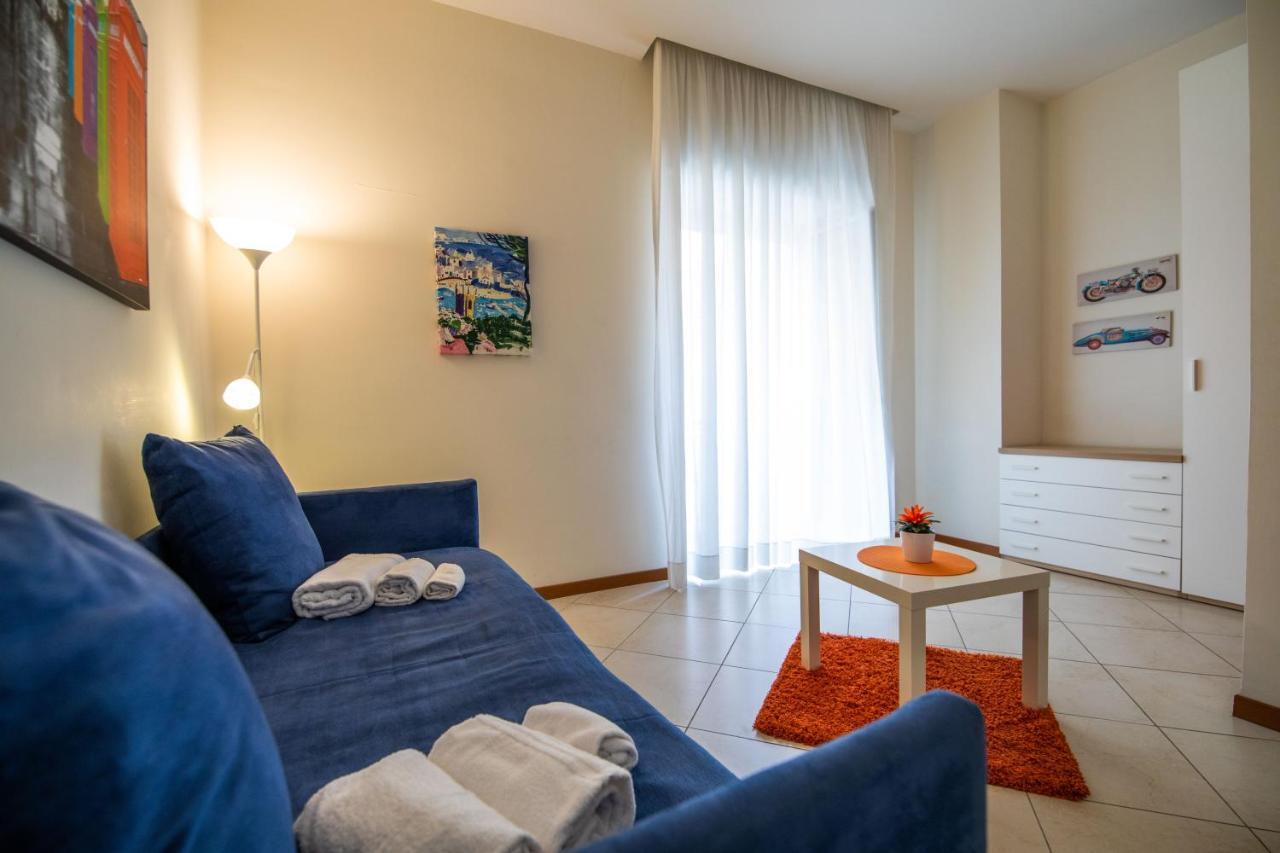 Appartamenti Le Gemme Neapel Exterior foto