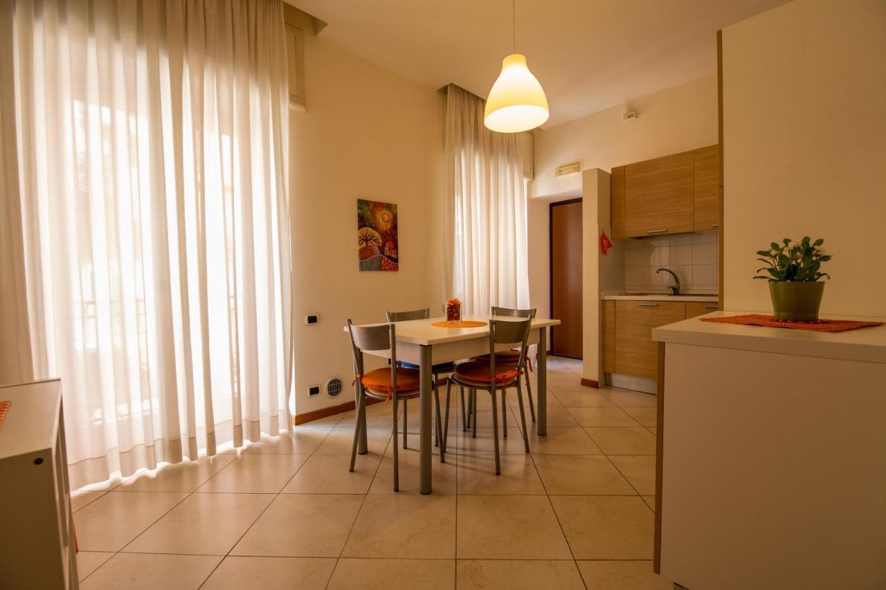 Appartamenti Le Gemme Neapel Exterior foto